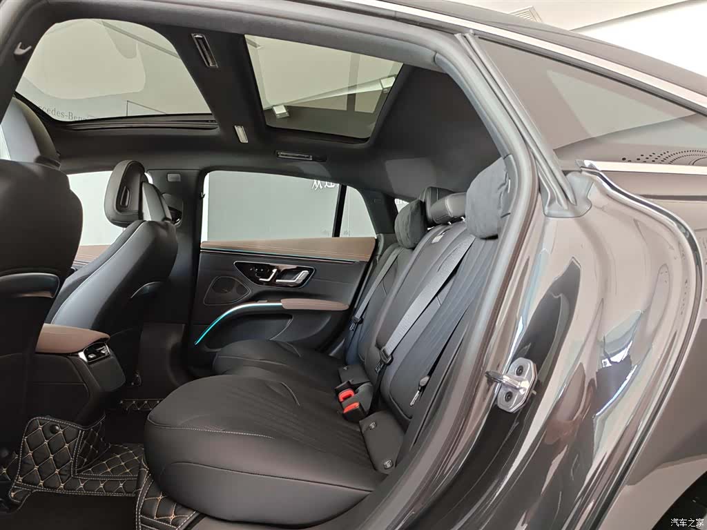 Mercedes-Benz EQS, 2025 14