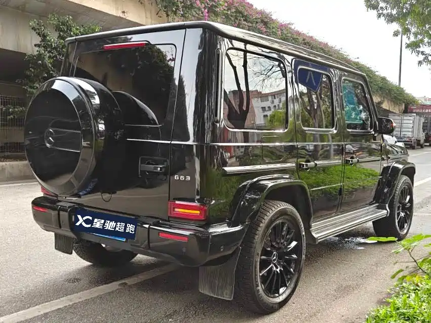 Mercedes-Benz G-class