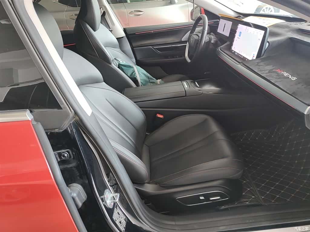 Xpeng P7, 2023 25