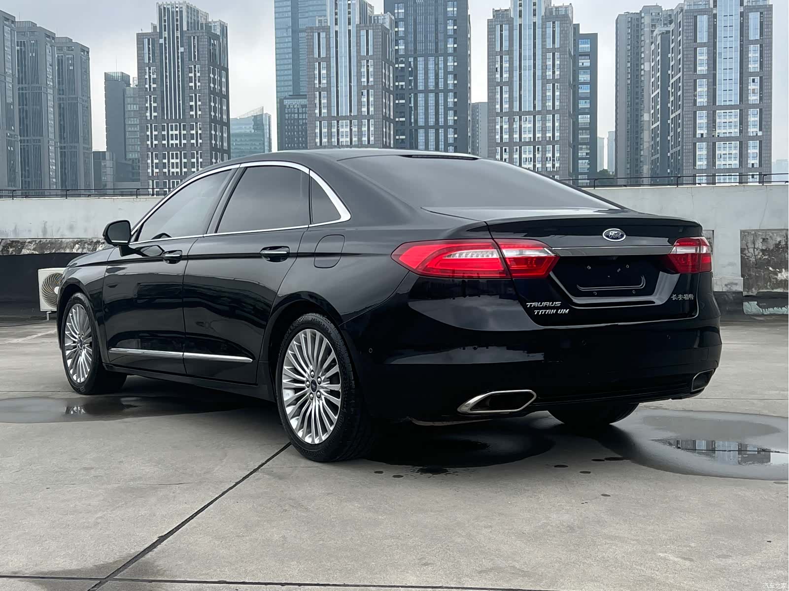 Ford Taurus, 2016 7
