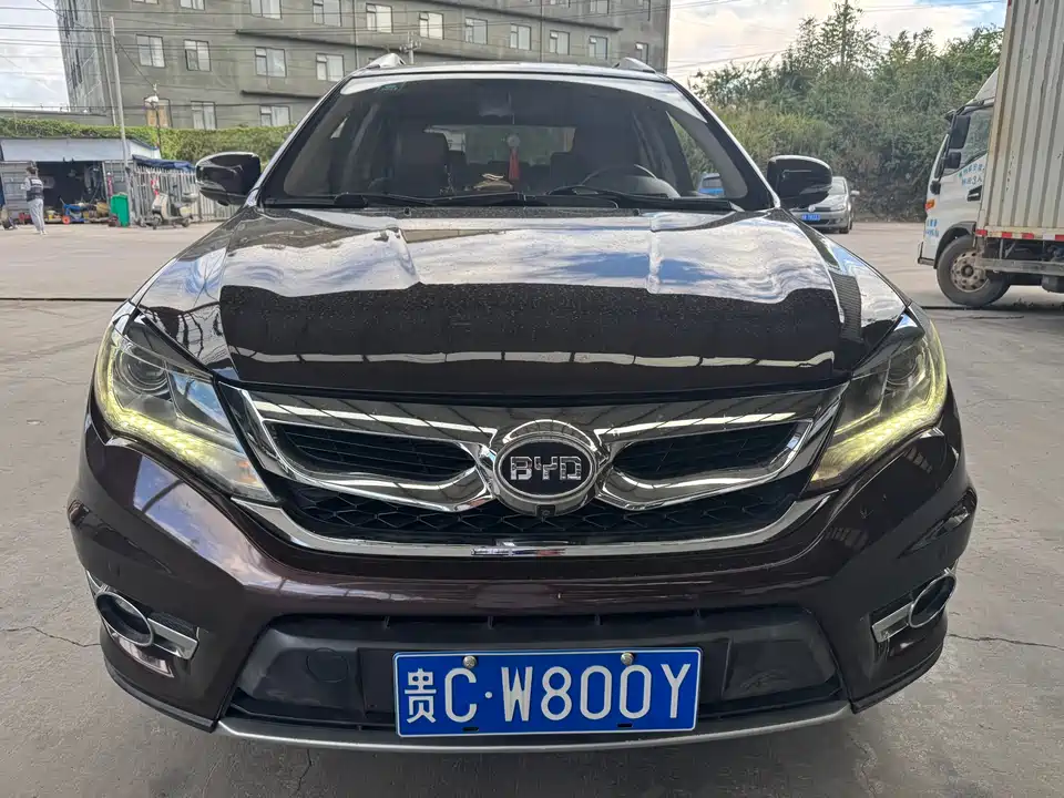 BYD S7