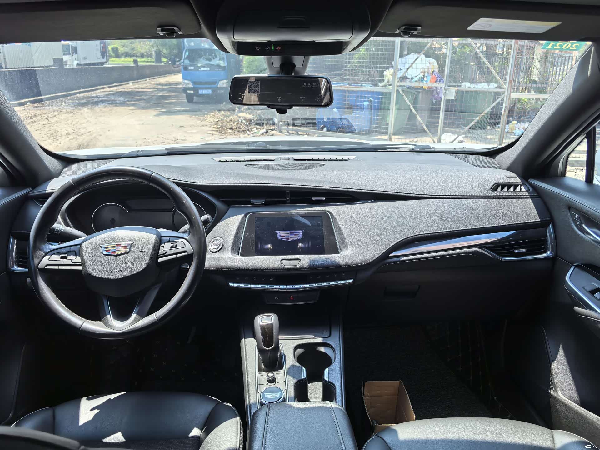 Cadillac XT4, 2019 все фото