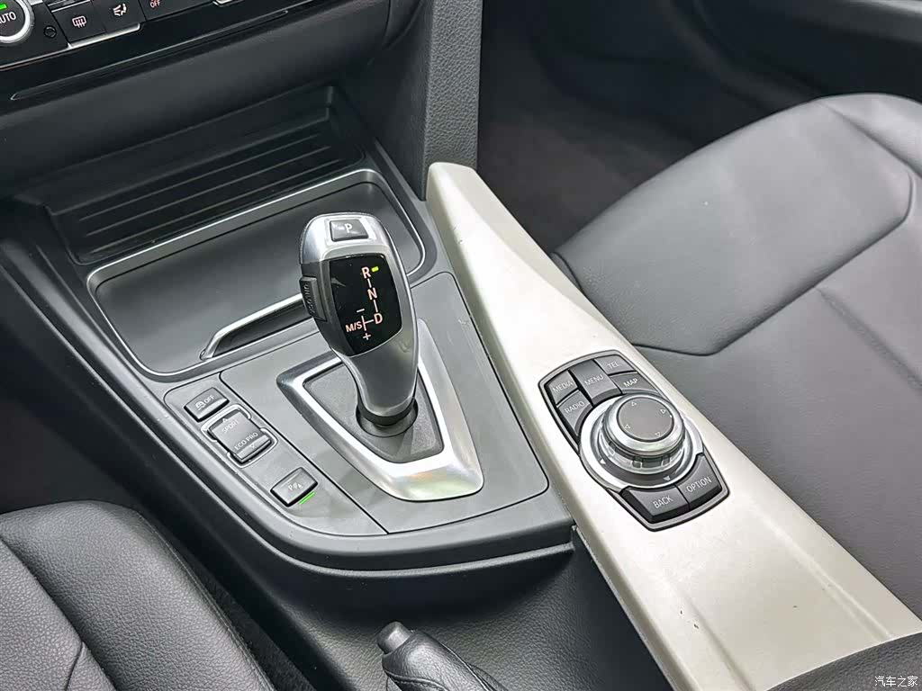 BMW 3 Series, 2016 18