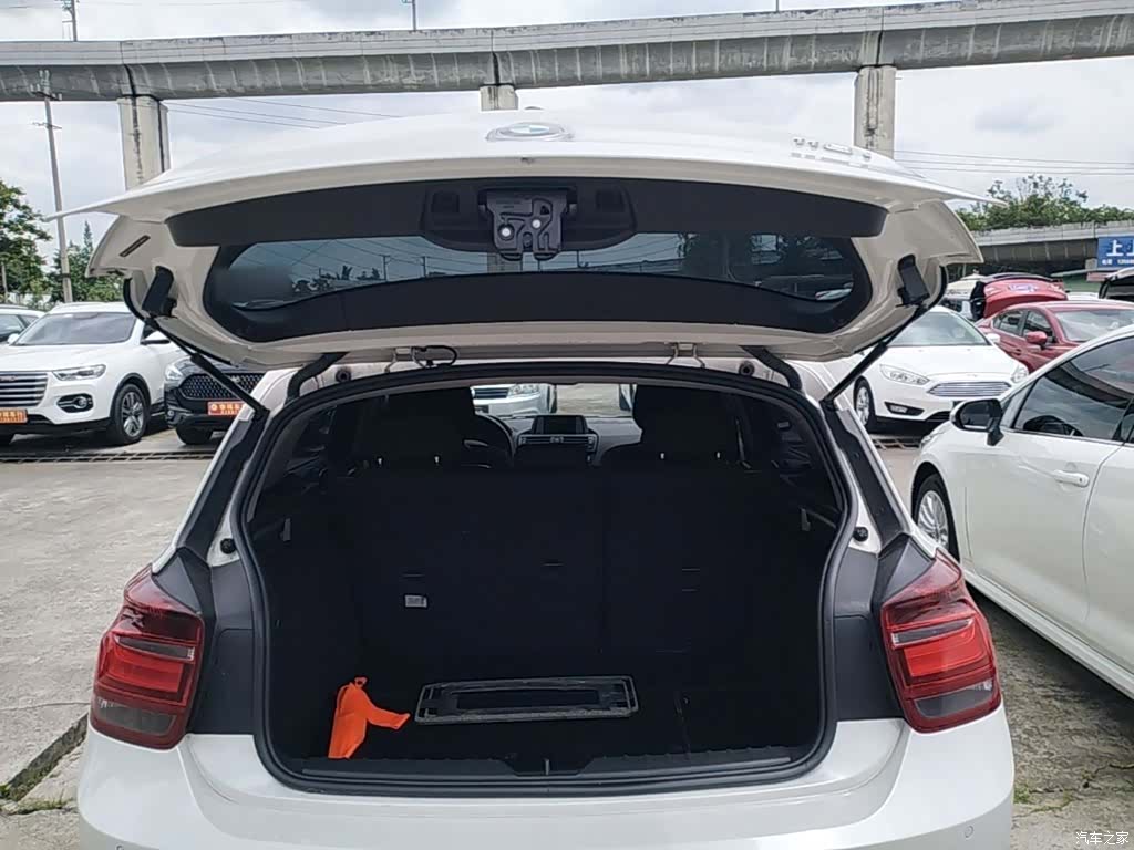 BMW 1 Series, 2015 15