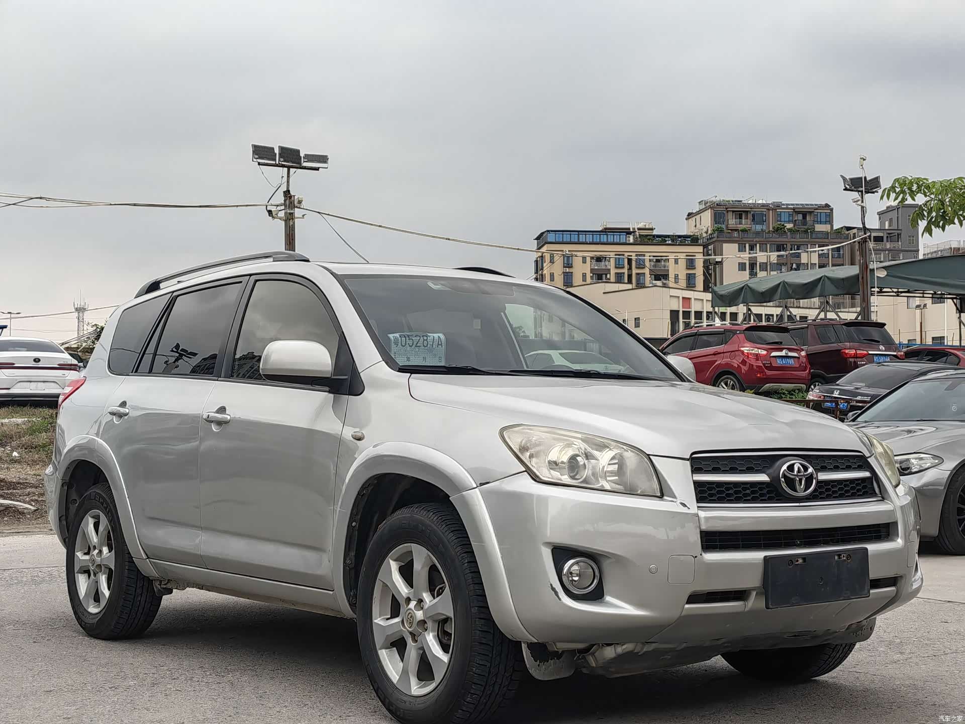 Toyota RAV4, 2010 3