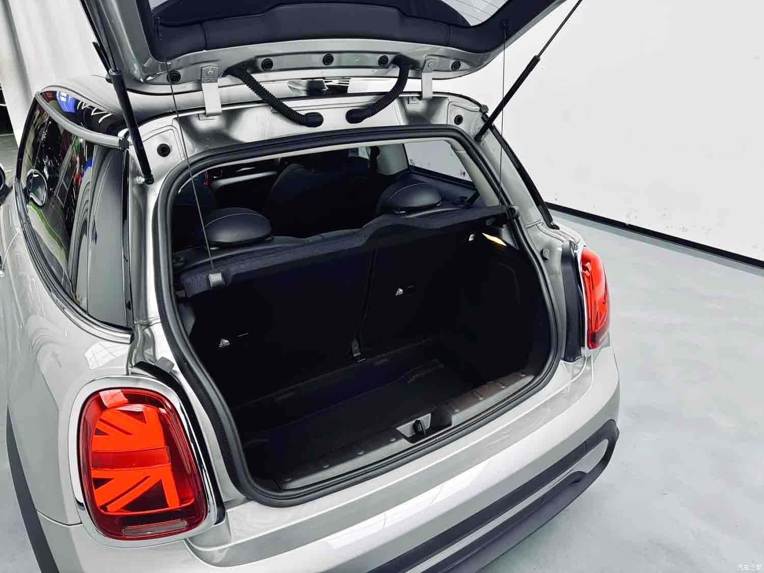 Mini Cooper, 2023 6