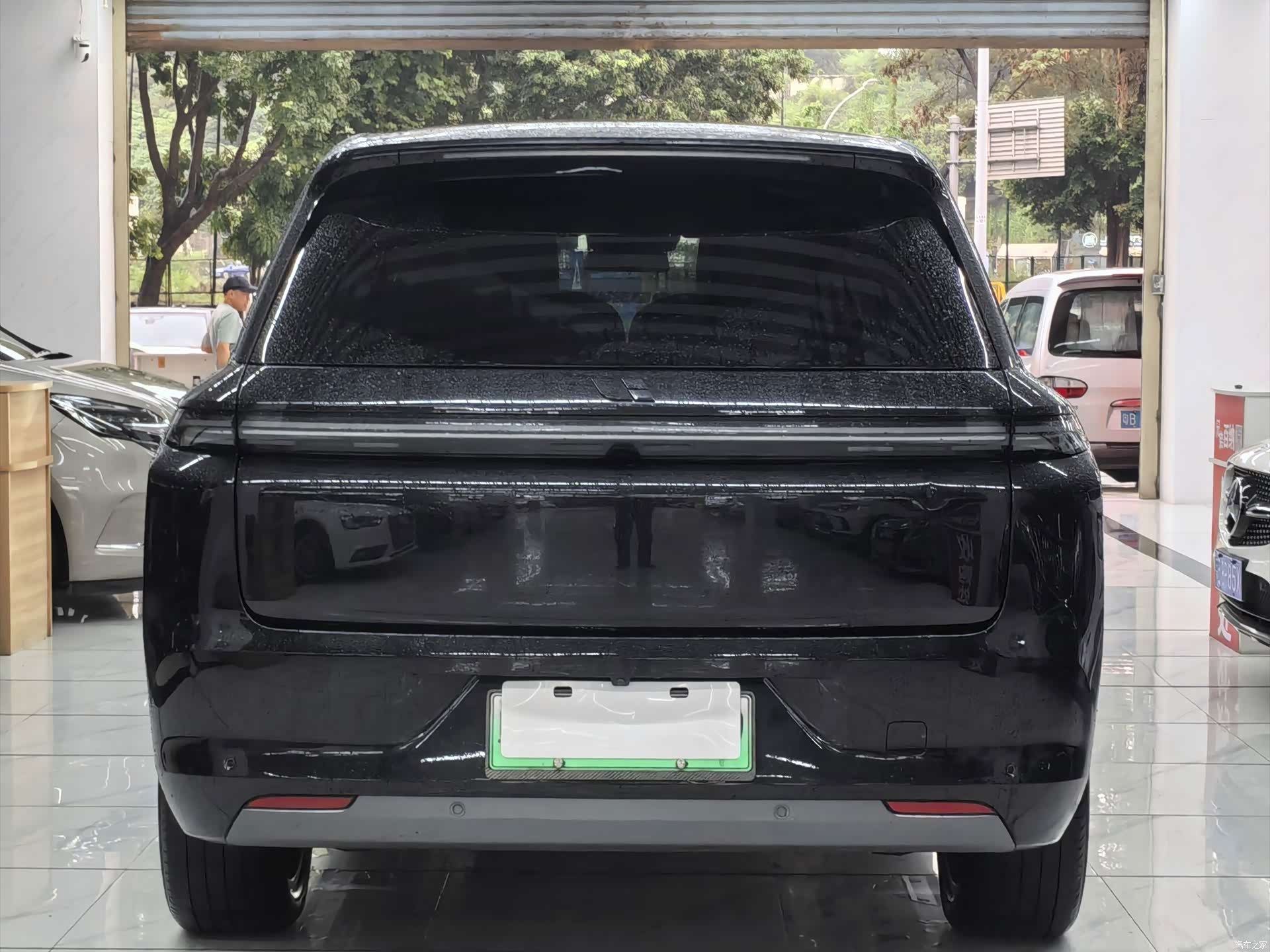 Li Auto L8, 2023 3