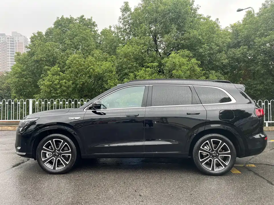 AITO Ask the world M7