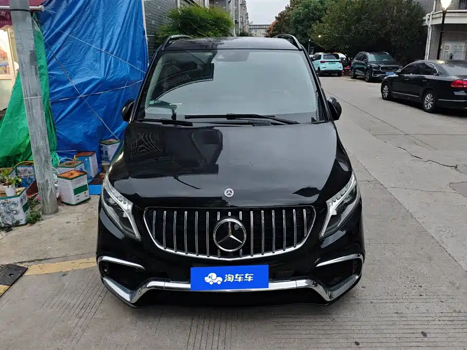 Mercedes-Benz V-class