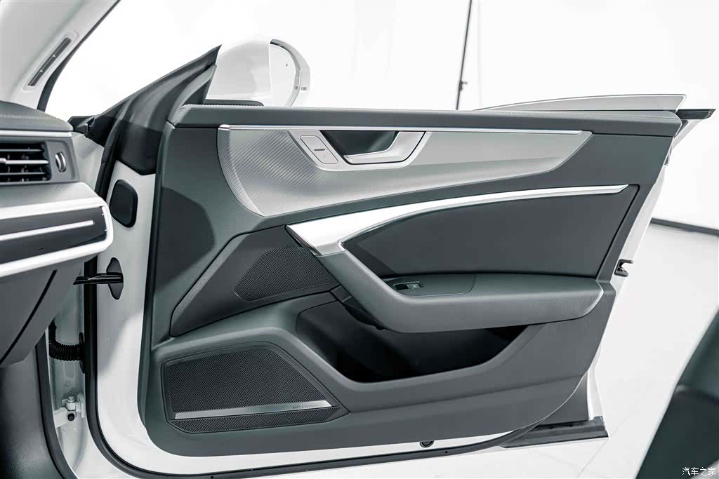 Audi A7, 2025 15