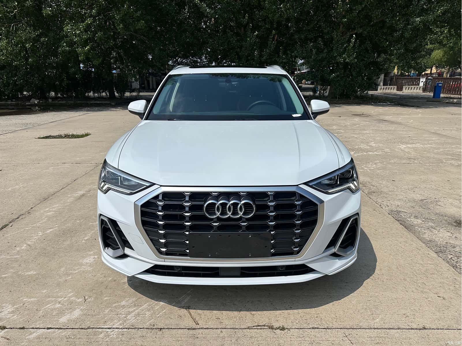 Audi Q3, 2023 2
