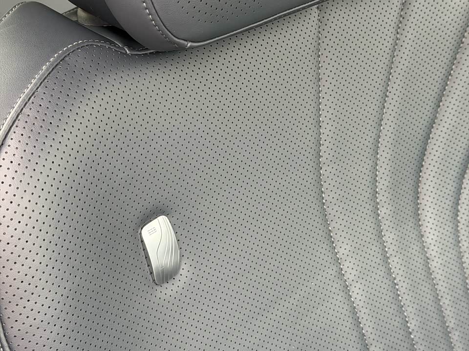 Geely Galaxy Galaxy E5