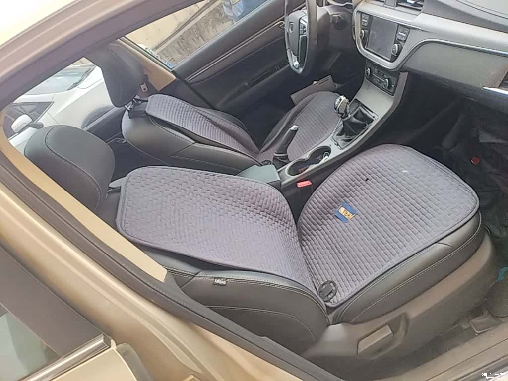 Geely Emgrand, 2016 25