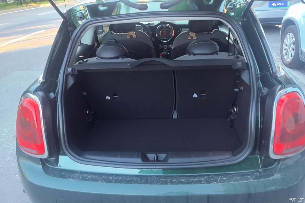 Mini Cooper, 2018 3