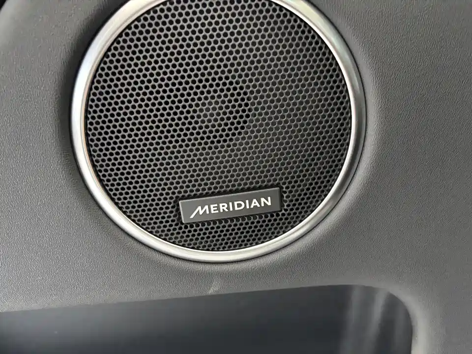 Land Rover Discover sports