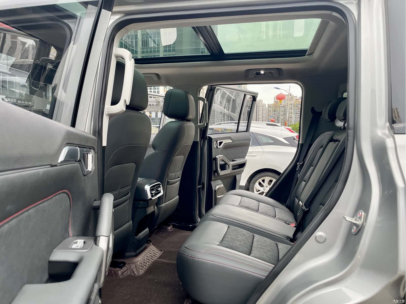 Jetour Traveller, 2024 9