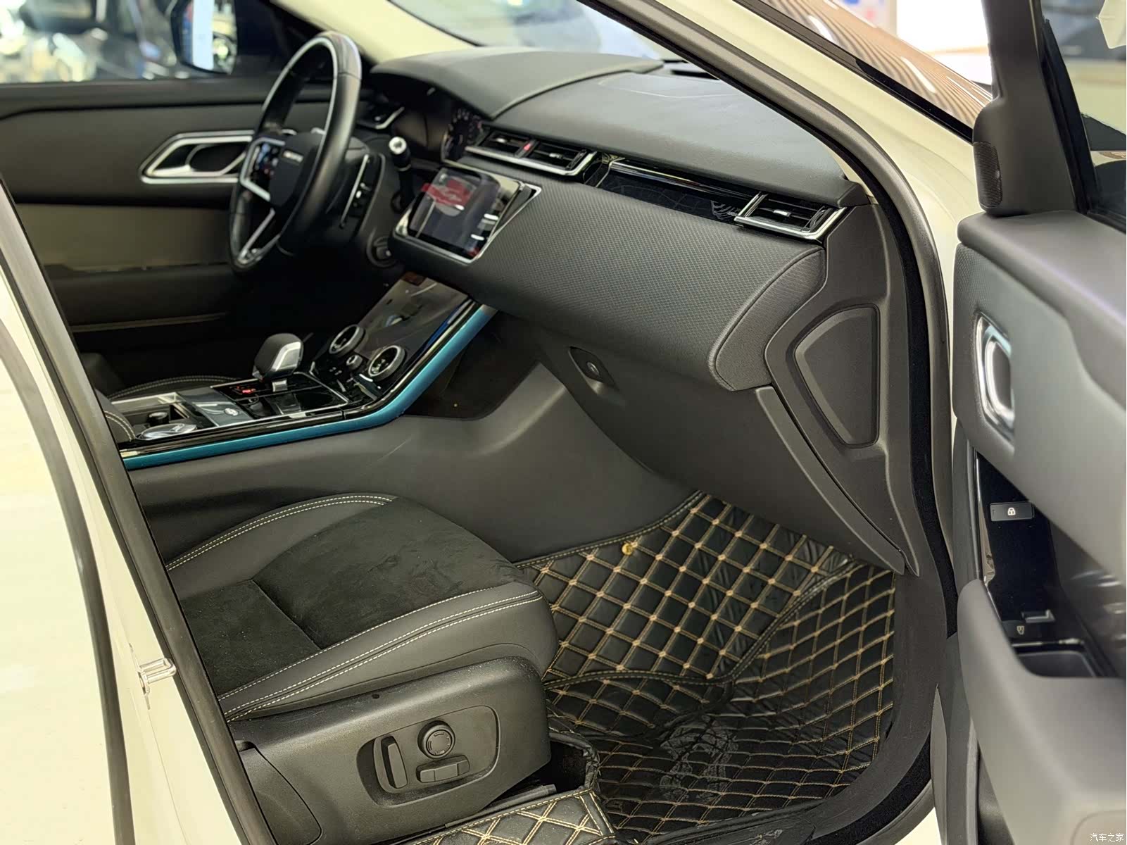 Land Rover Range Rover, 2022 15