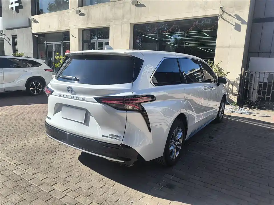 Toyota SIENNA