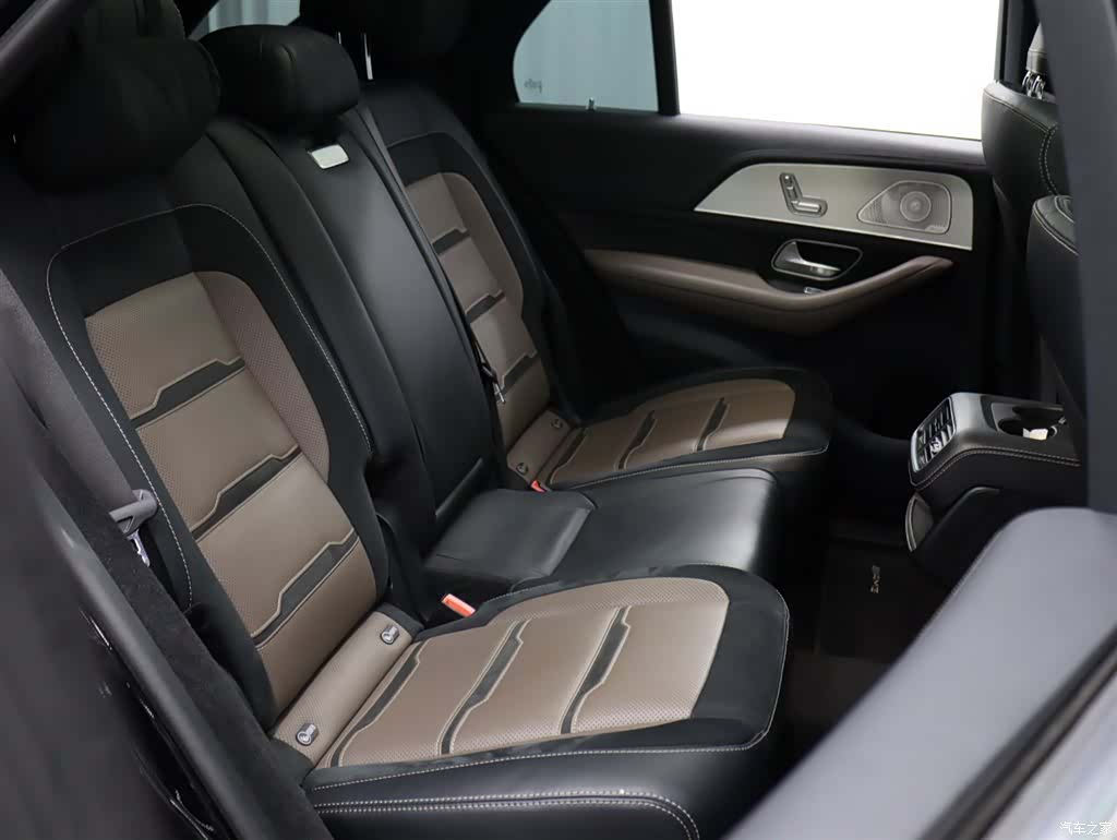 Mercedes-Benz GLE, 2021 24