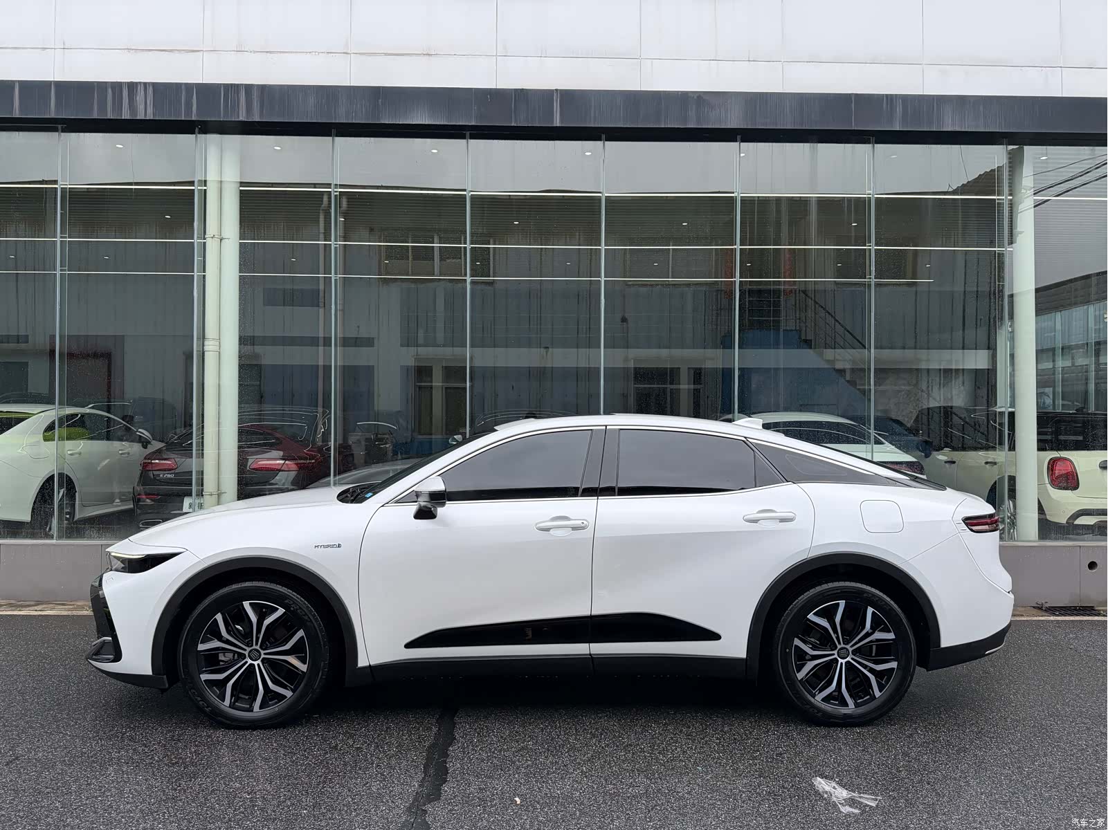 Toyota Crown, 2024 4