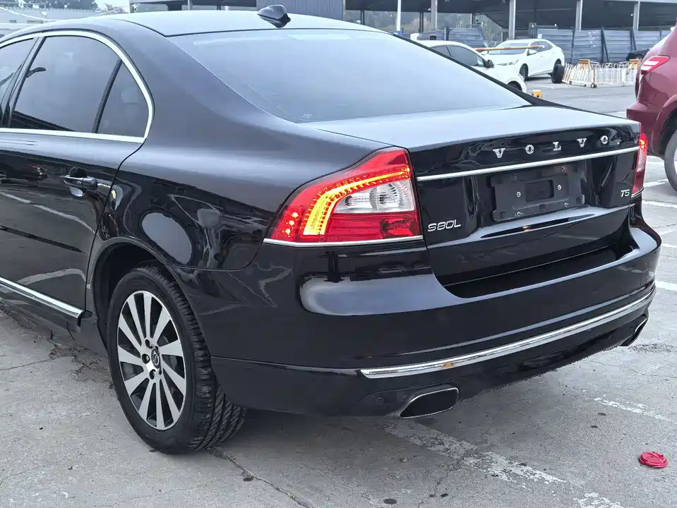 Volvo S80L
