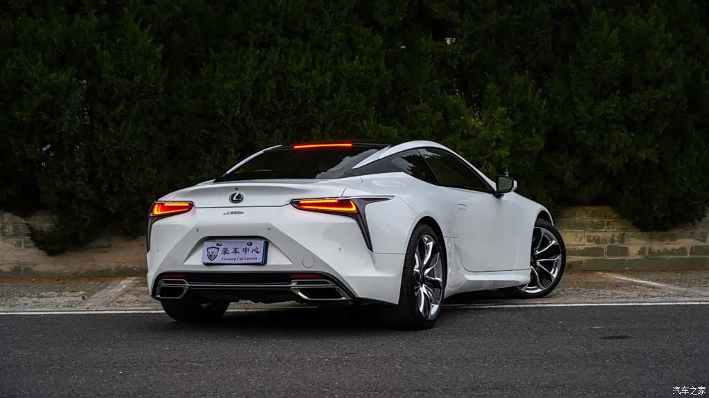 Lexus LC, 2018 7