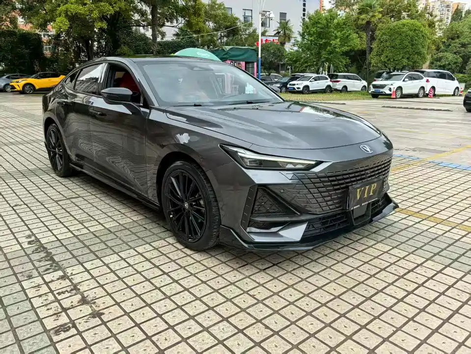 Changan UNI-V