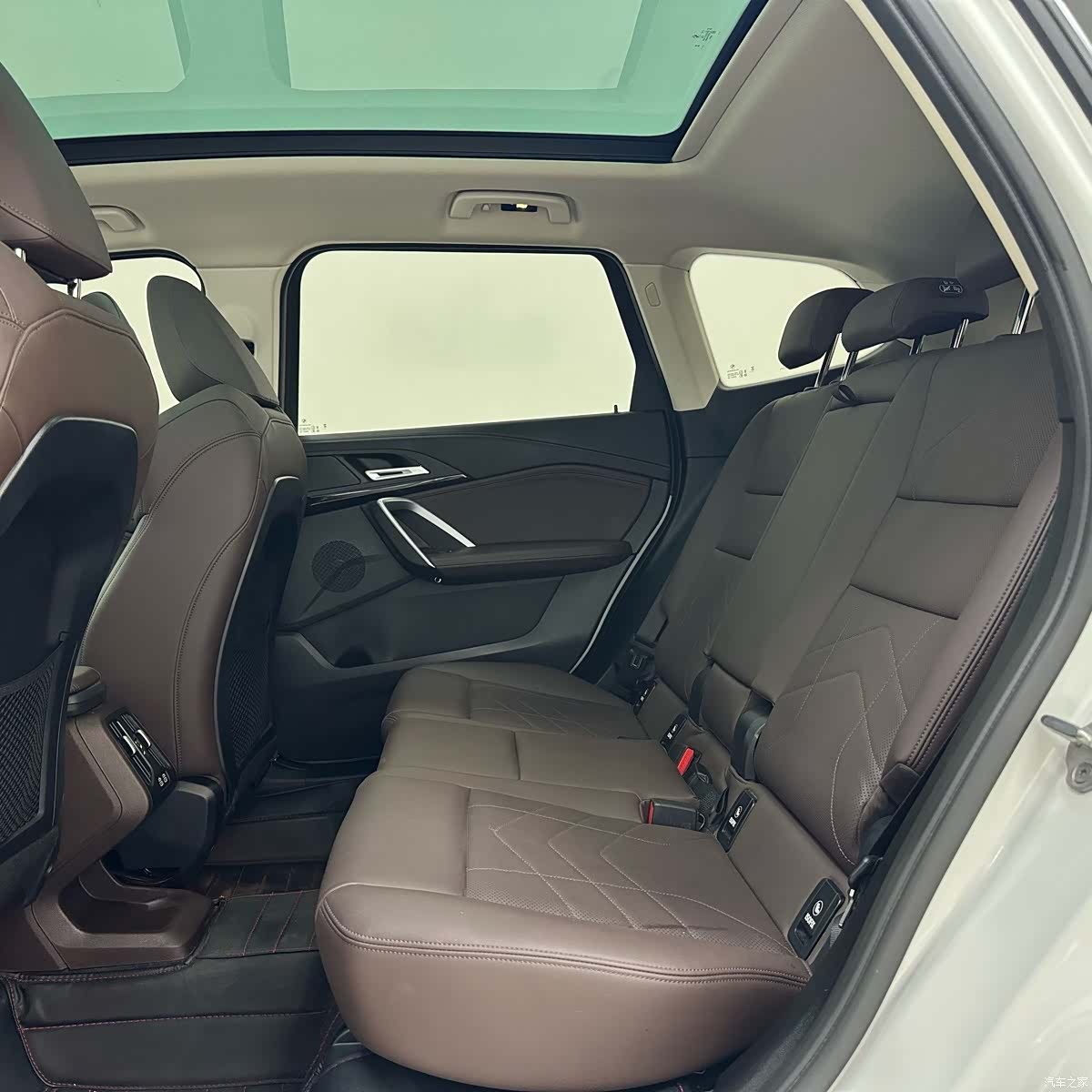 BMW X1, 2023 8