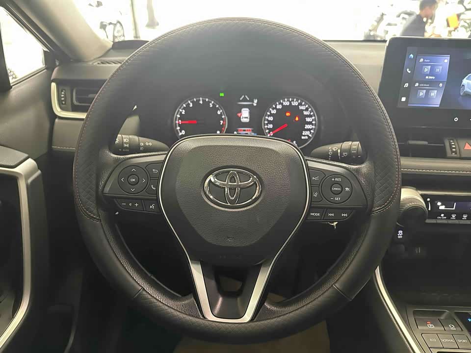 Toyota RAV4 Rongfang