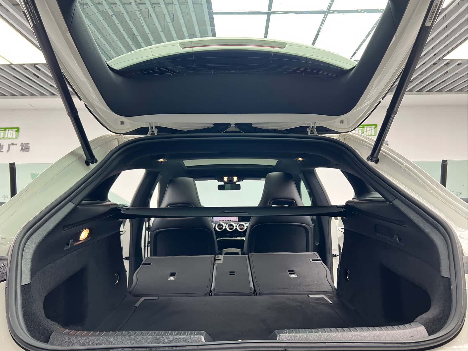 Mercedes-Benz CLA, 2022 7