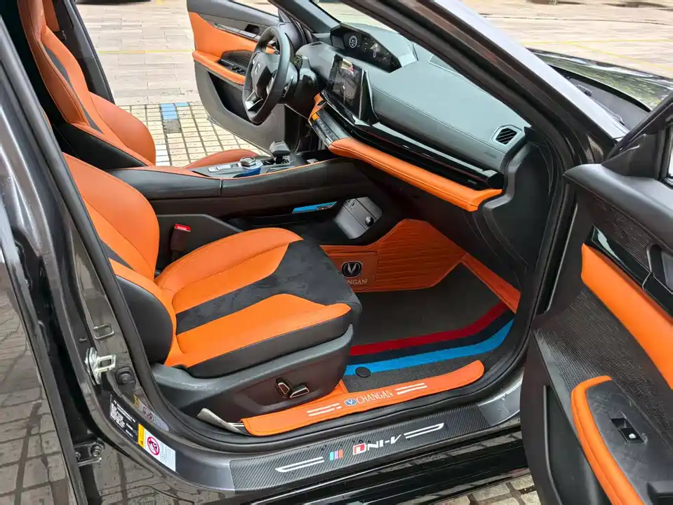 Changan UNI-V