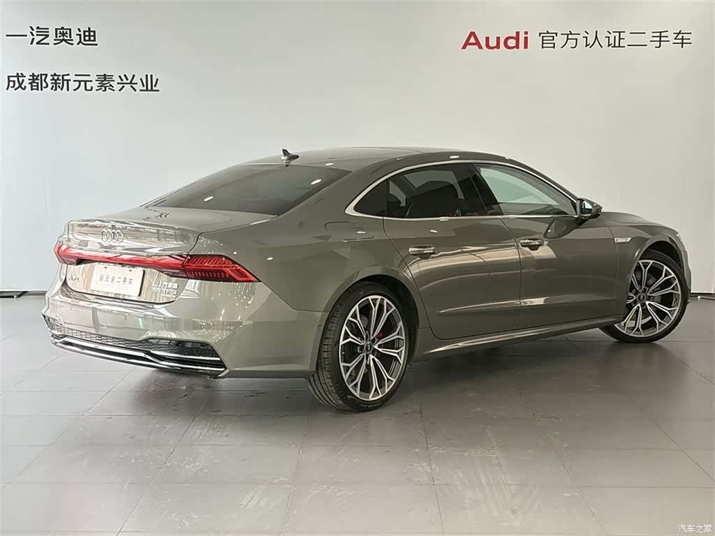 Audi A7L, 2026 все фото