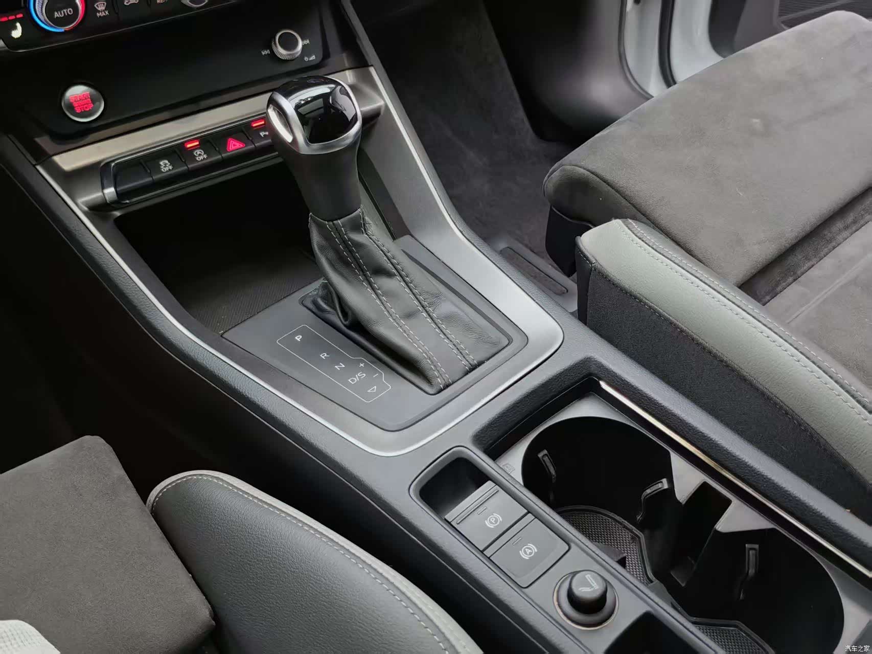Audi Q3, 2022 15