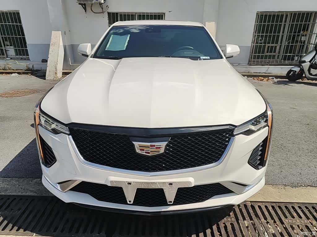 Cadillac CT4, 2022 3