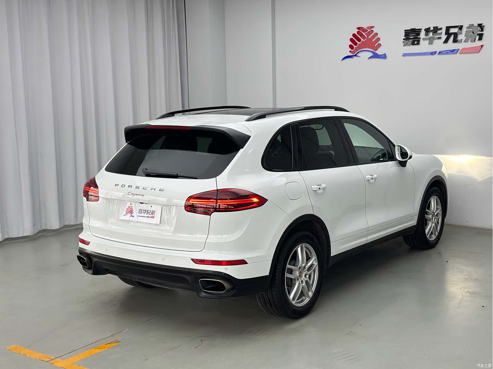 Porsche Cayenne, 2015 10