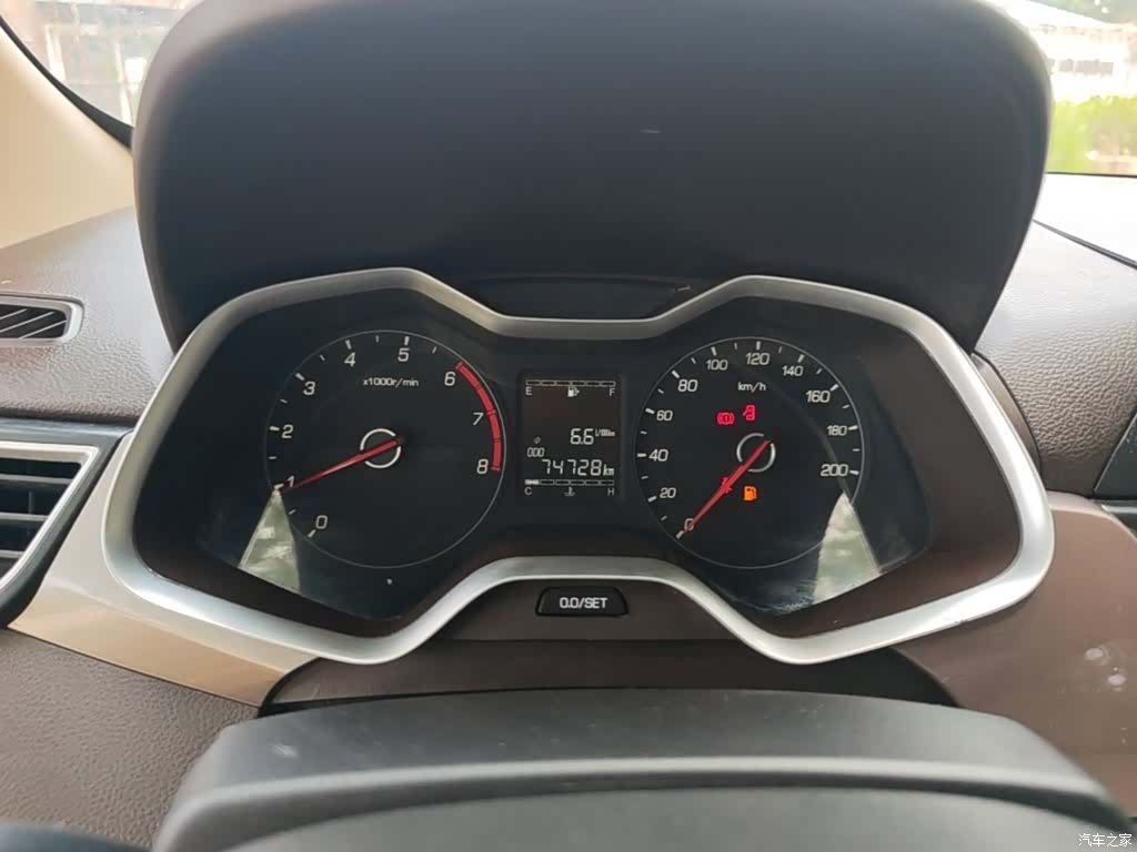 Wuling 310W, 2018 12