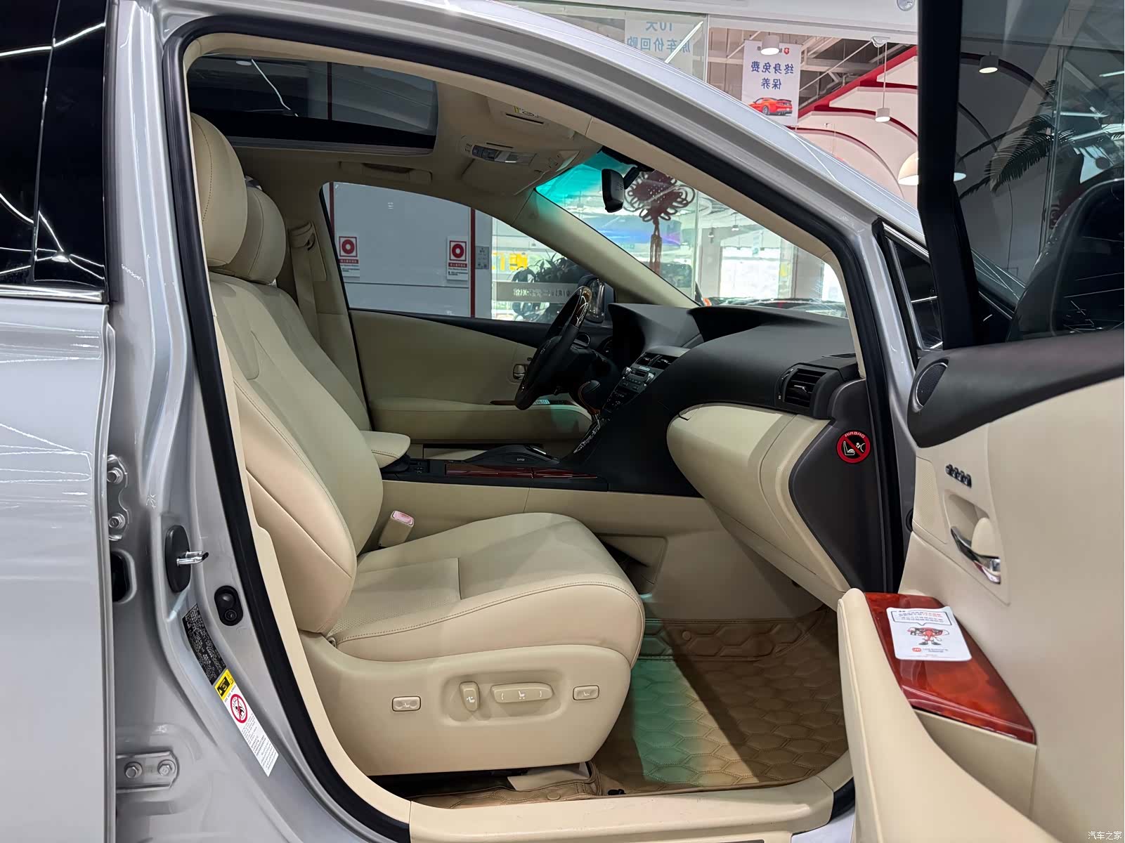 Lexus RX, 2009 8