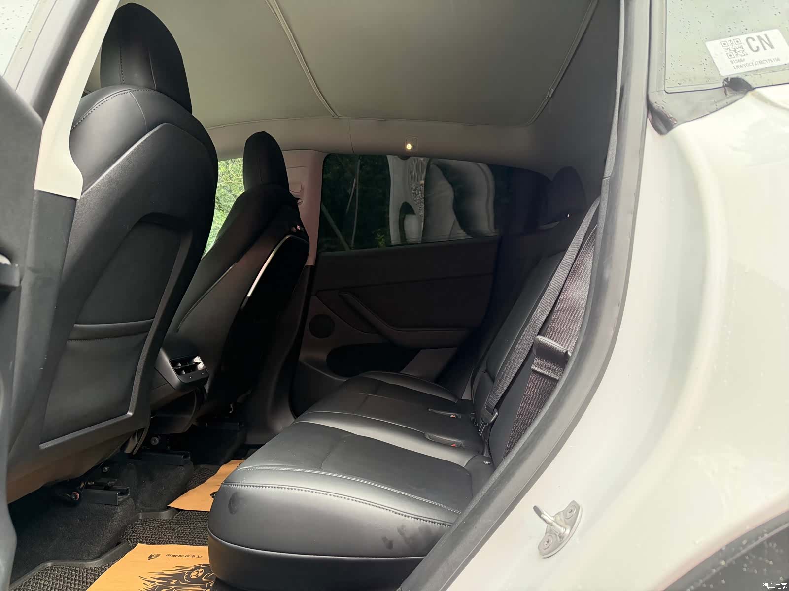 Tesla Model Y, 2021 10