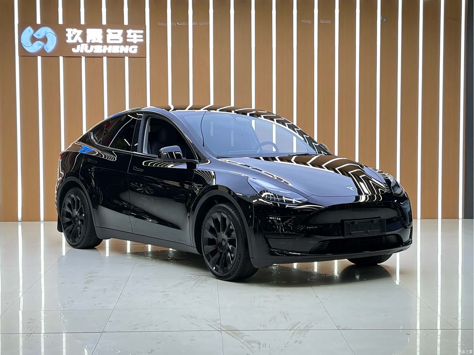 Tesla Model Y, 2023 3