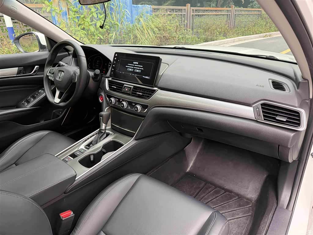 Honda Accord, 2022 11