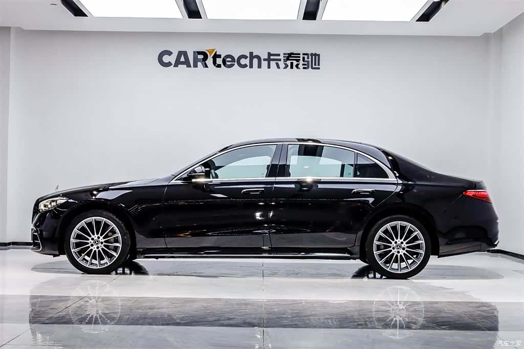 Mercedes-Benz S-Class, 2023 4