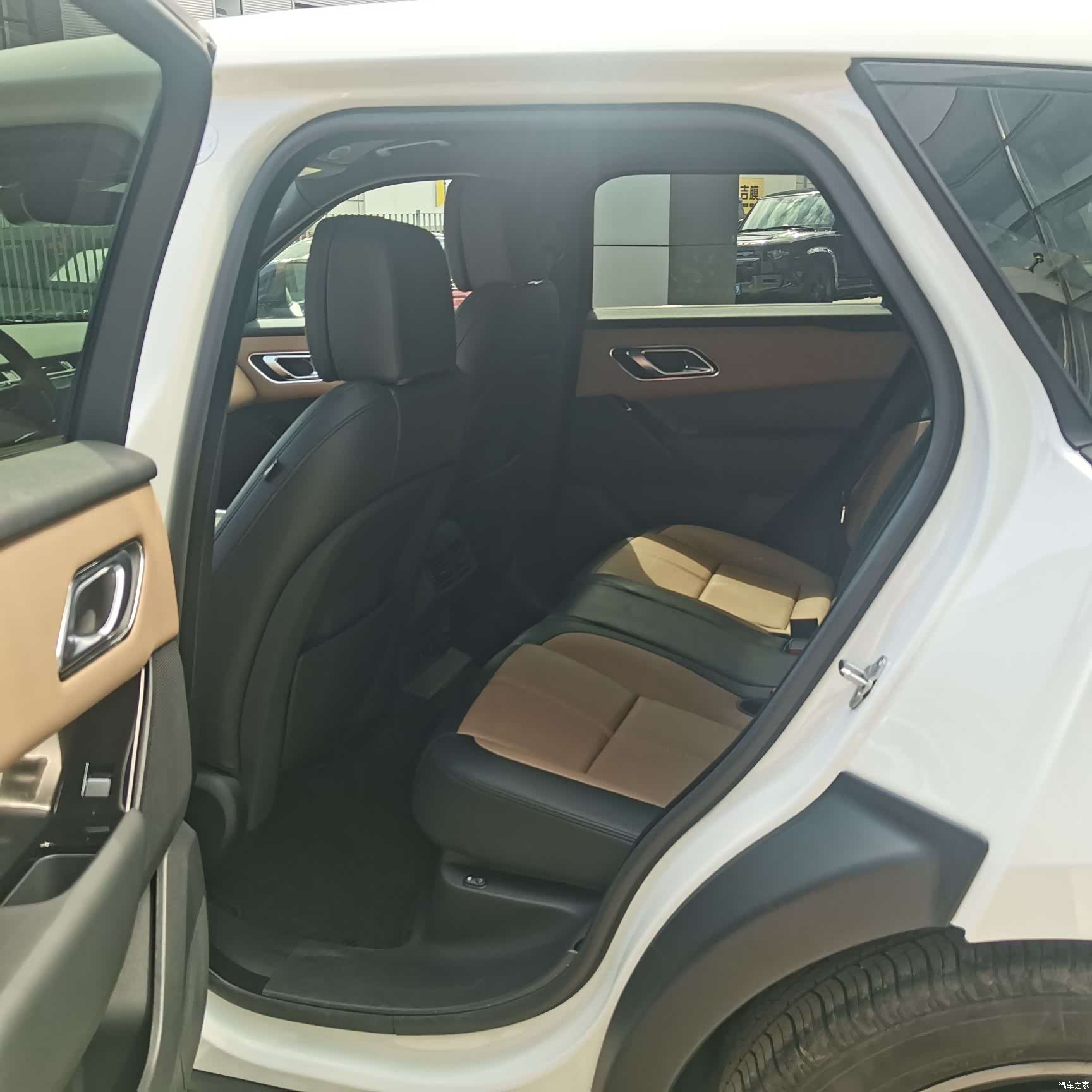 Land Rover Range Rover, 2025 11