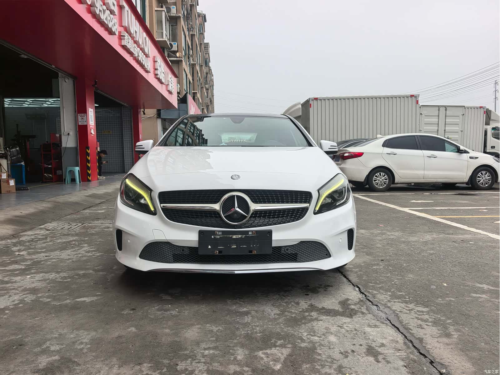 Mercedes-Benz A-Class, 2017 1