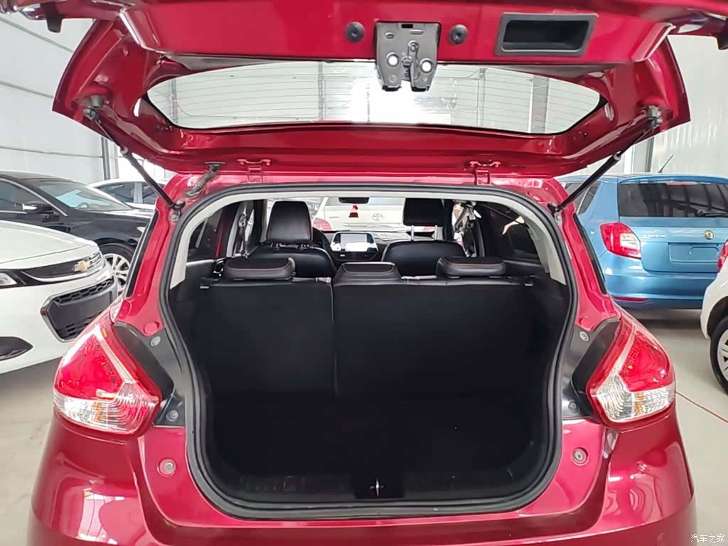 Wuling 310, 2017 19
