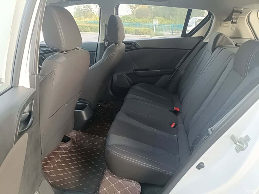 Wuling 310, 2019 17