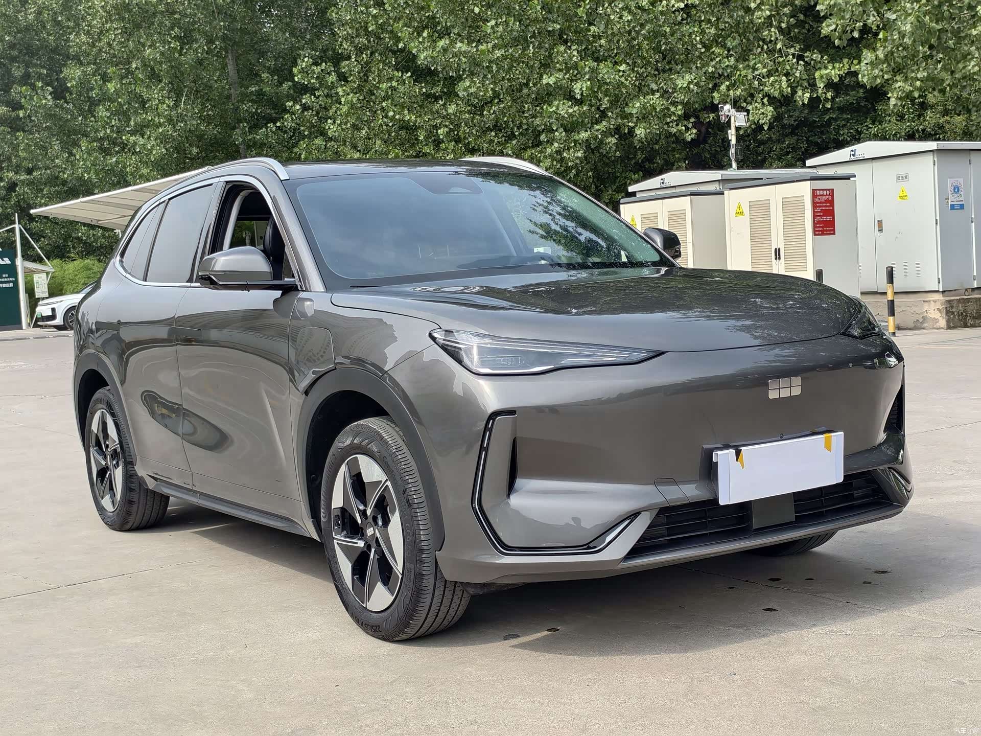 Geely Galaxy E5, 2025 3
