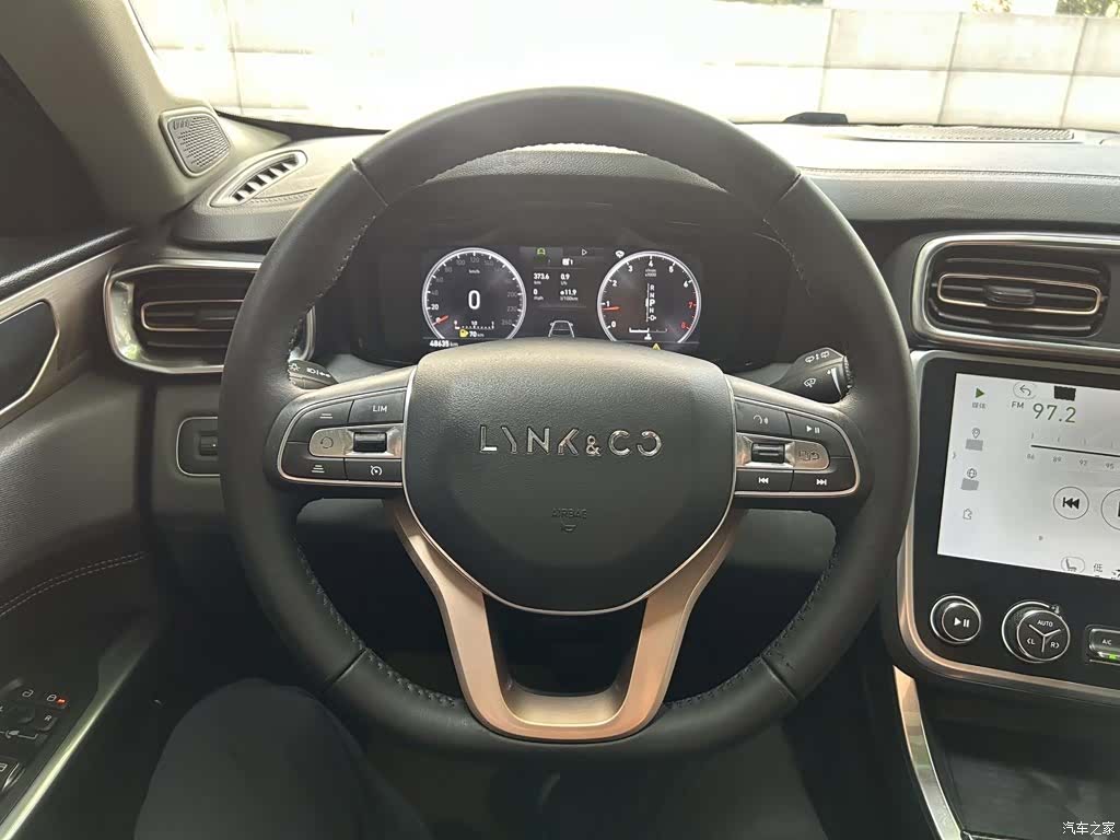 Lynk & Co 01, 2018 8