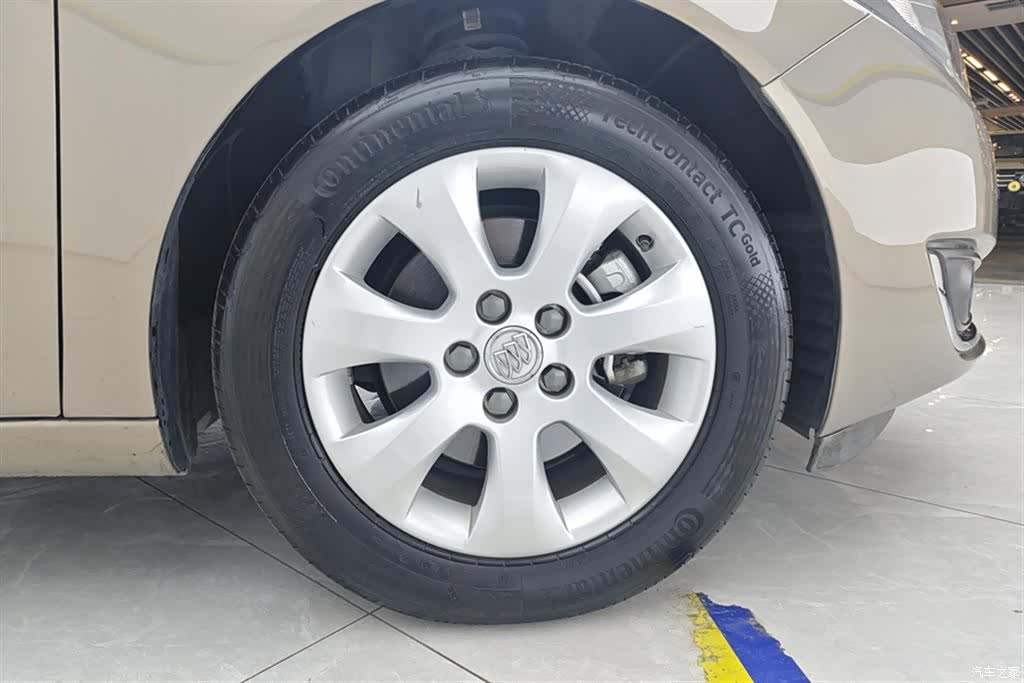 Buick Regal, 2015 6