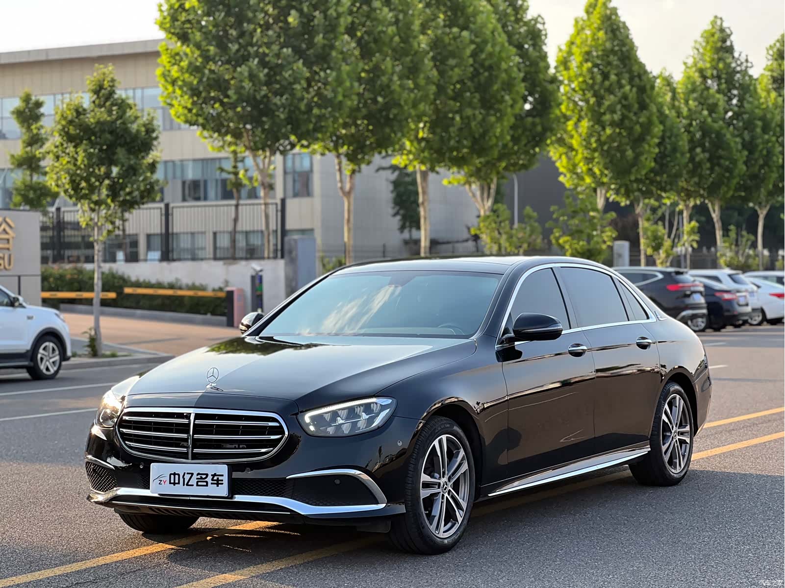 Mercedes-Benz E-Class, 2021 1