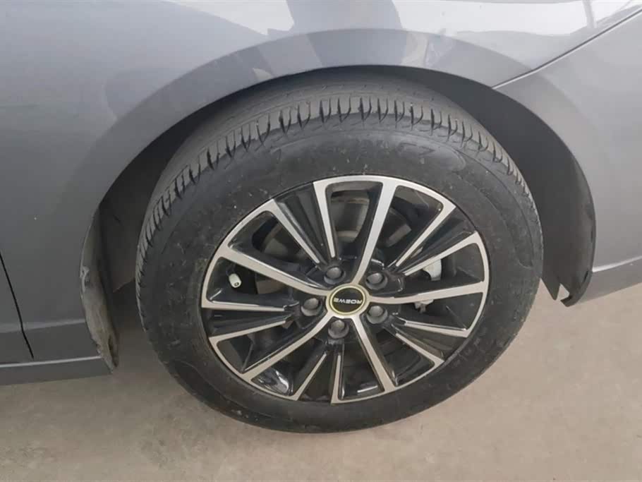 Roewe i5 Roewe i5